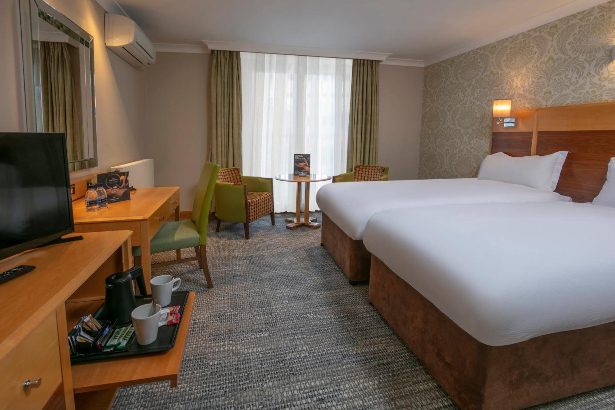 Hampshire Court Hotel & Spa Basingstoke Ngoại thất bức ảnh