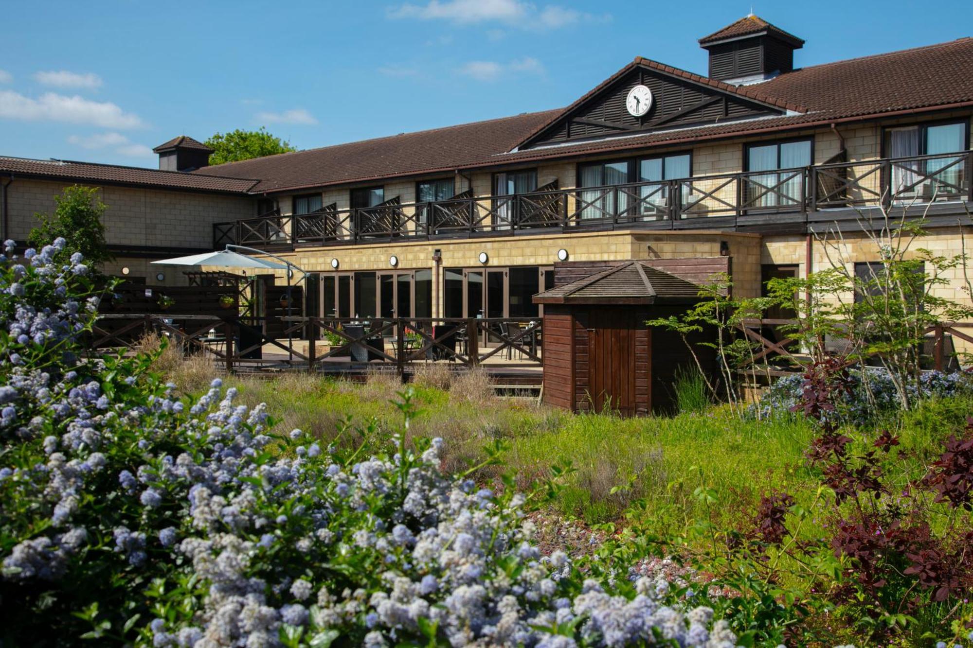Hampshire Court Hotel & Spa Basingstoke Ngoại thất bức ảnh