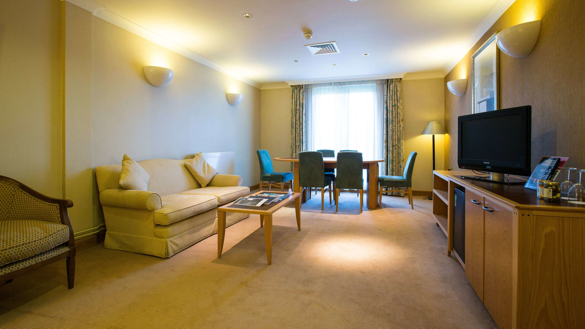 Hampshire Court Hotel & Spa Basingstoke Ngoại thất bức ảnh
