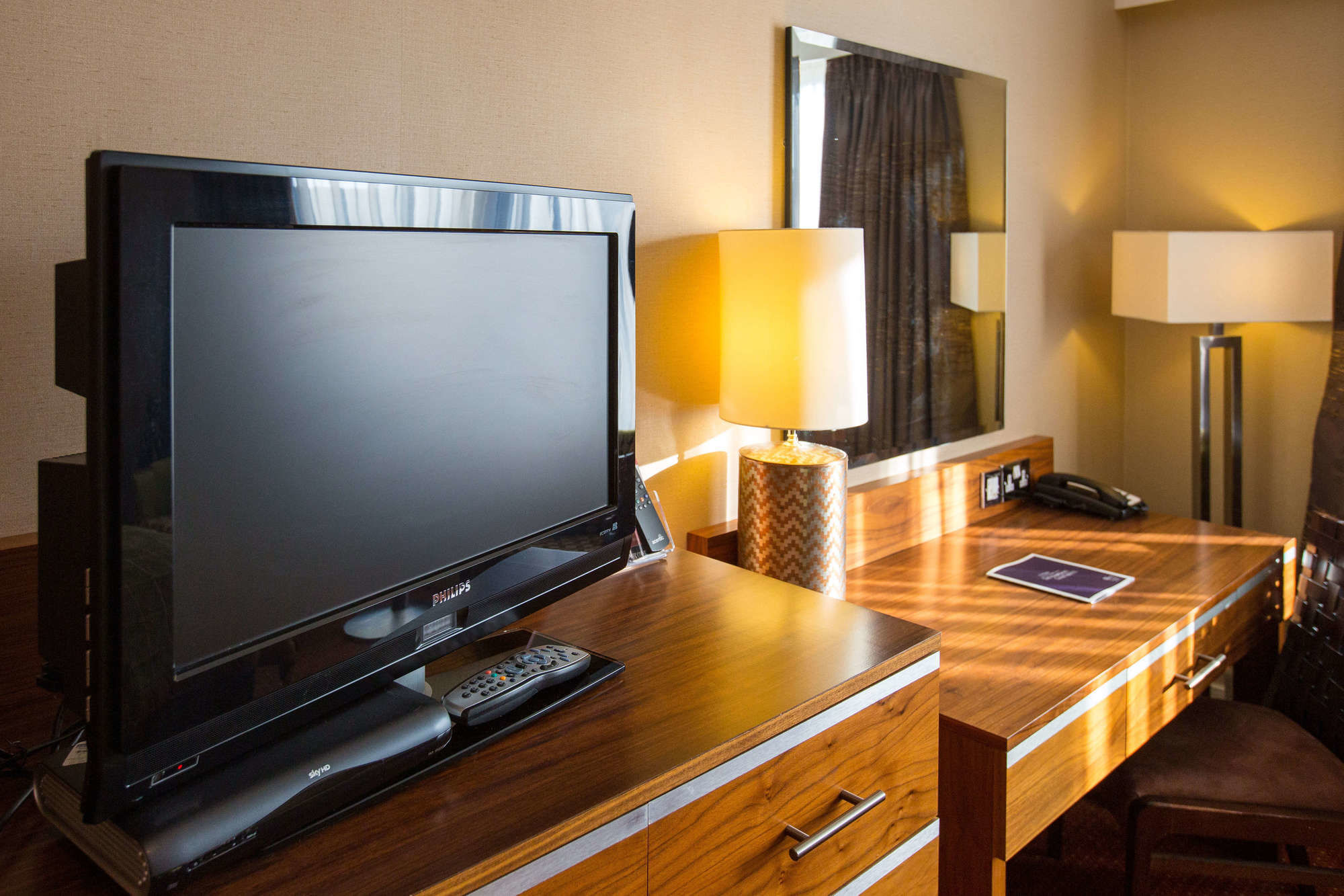 Hampshire Court Hotel & Spa Basingstoke Ngoại thất bức ảnh